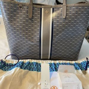 Authentic Tory Burch Gemini Link Tote